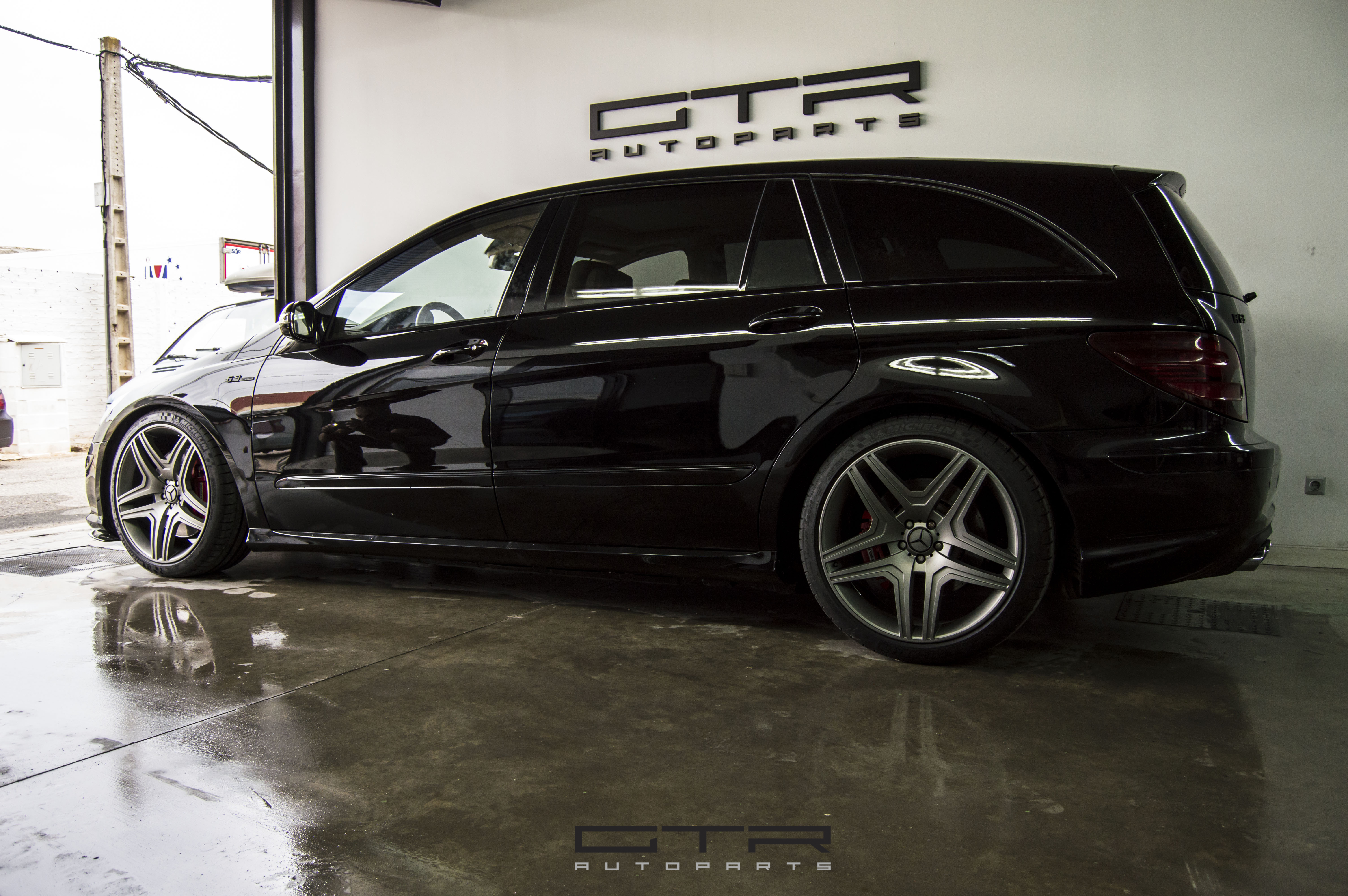 Mercedes Benz r63 Amg By GTRAutoparts