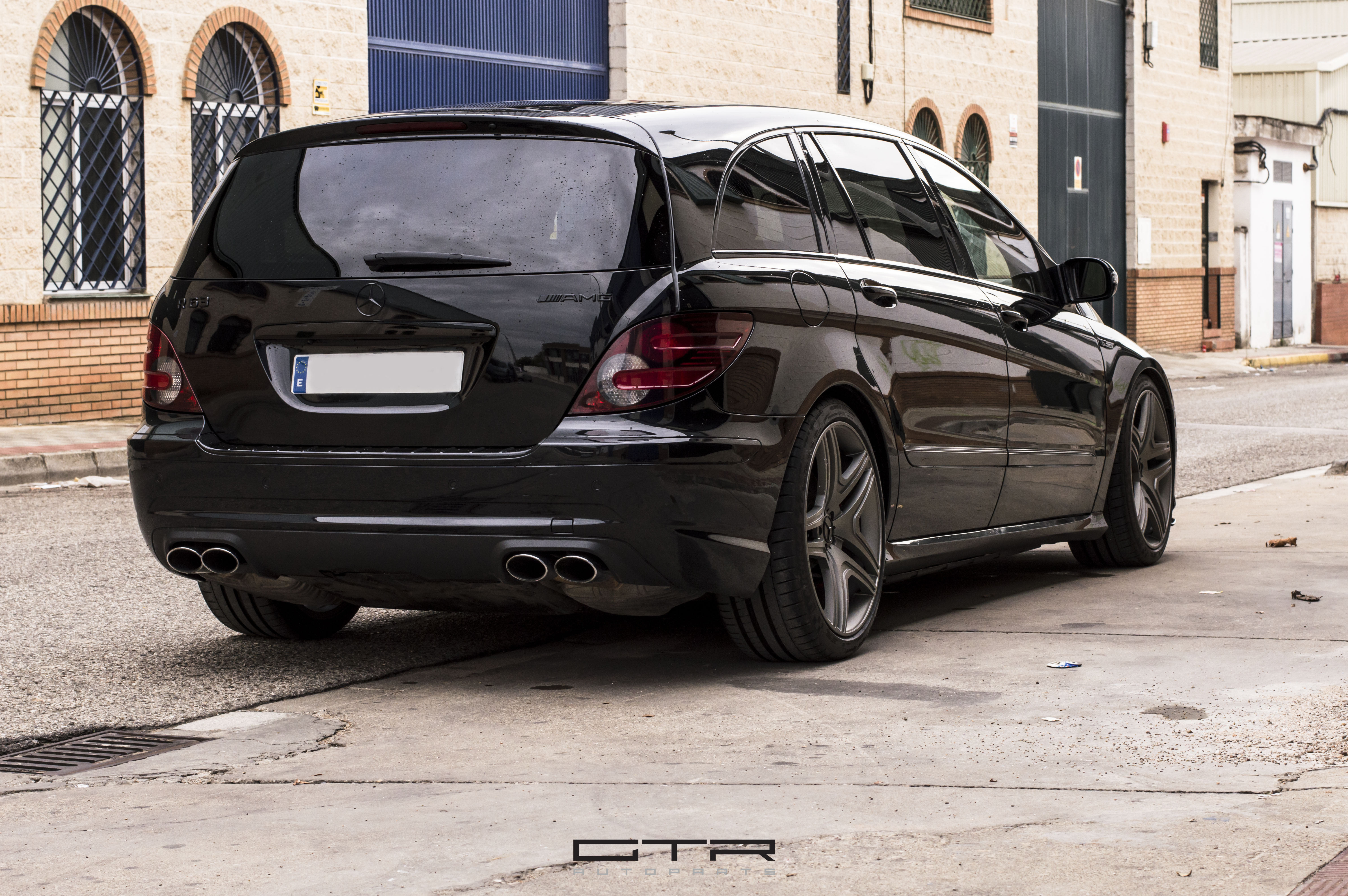 Mercedes Benz r63 Amg By GTRAutoparts